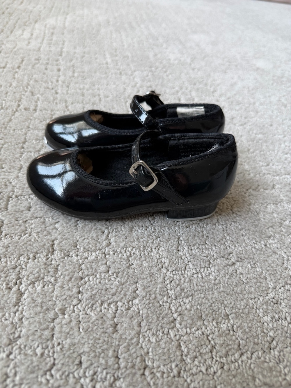 Revolution Tap Shoes Black Patent Mary Jane  Size 10